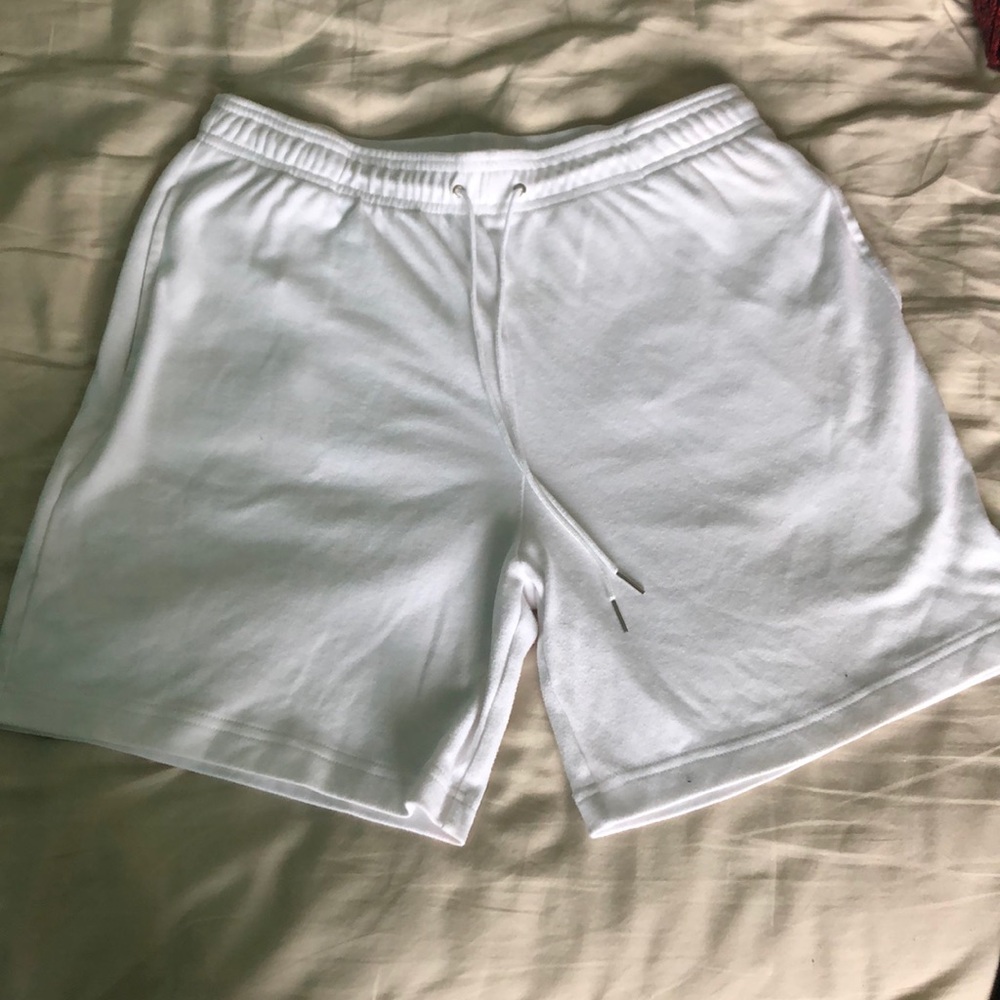 White Shorts w/ pockets